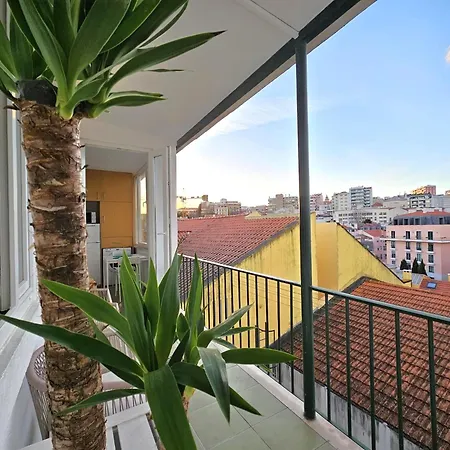 아파트 Private Terrace & View At Principe Real *