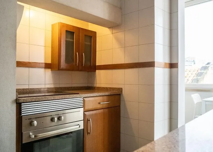 Apartment Private Terrace & View At Principe Real Lisbon